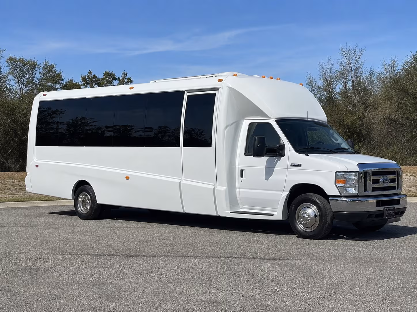 Overland Park Birthday, Sweet 16, & Quinceañera Party Bus Rentals