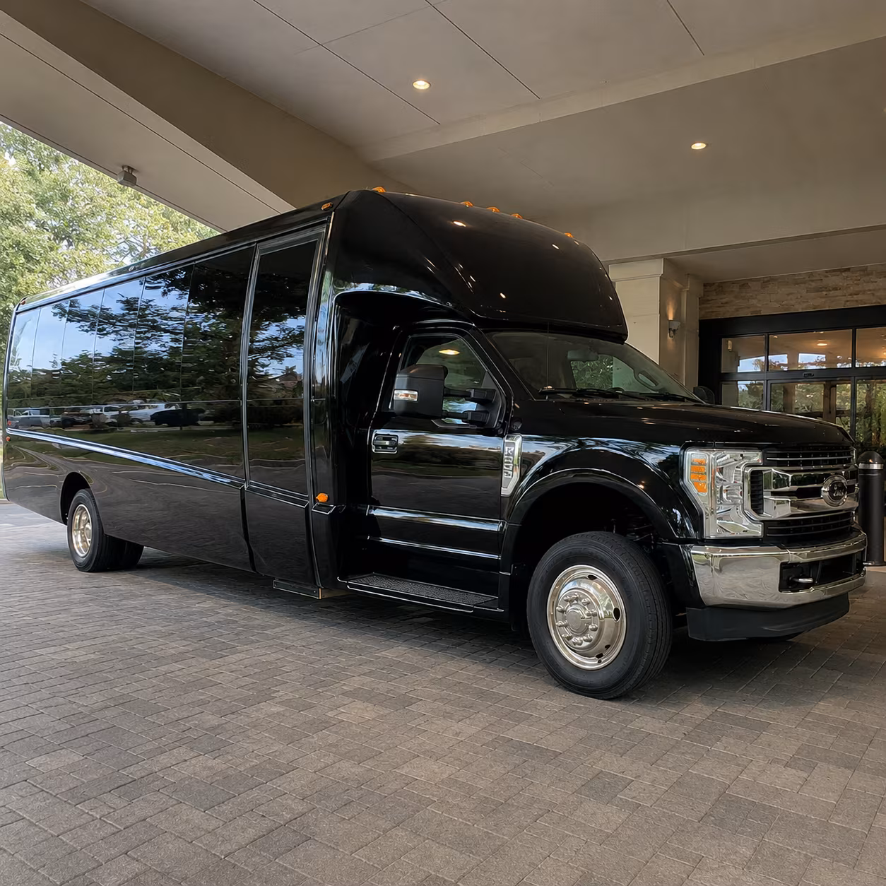 Overland Park Wedding Transportation & Shuttle Service